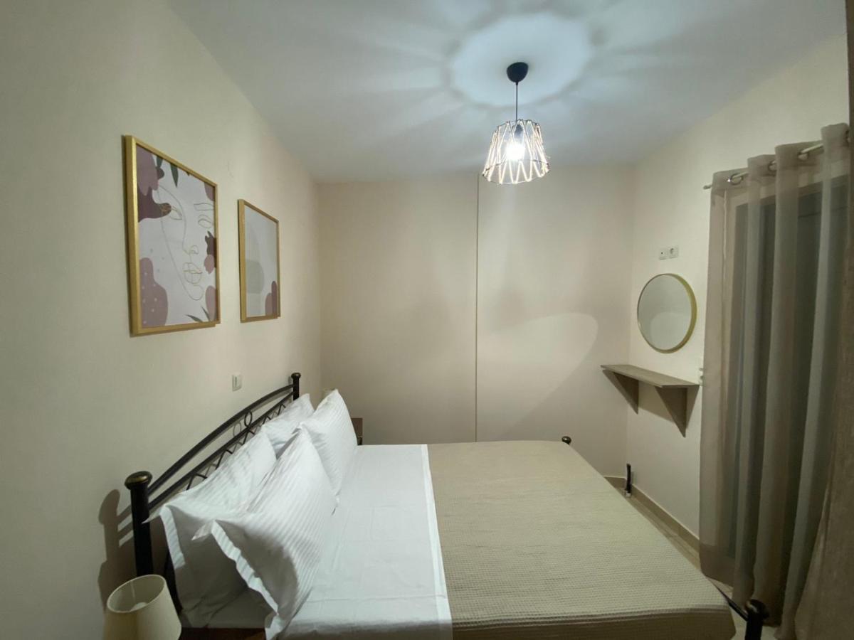 Maria'S Apartment Монемвасія Екстер'єр фото